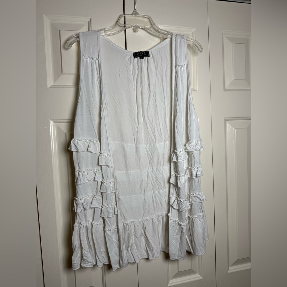 POL White Ruffle Vest - Picture 4 of 12